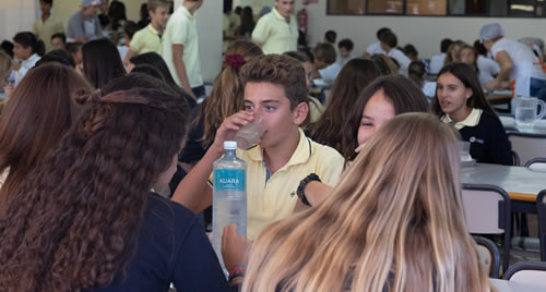 SOLIDARIDAD + SALUD + MEDIOAMBIENTE = AGUA DEL CEU AUARA