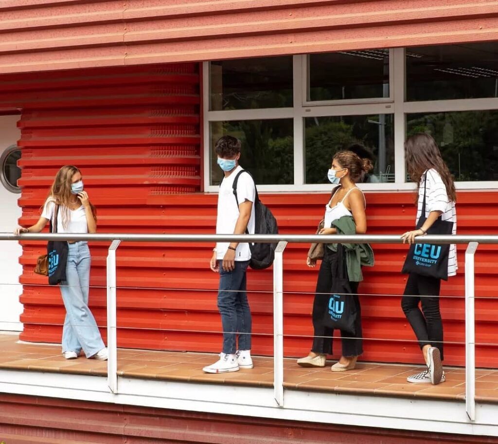 Consejos para tus primeros días de clase en la universidad