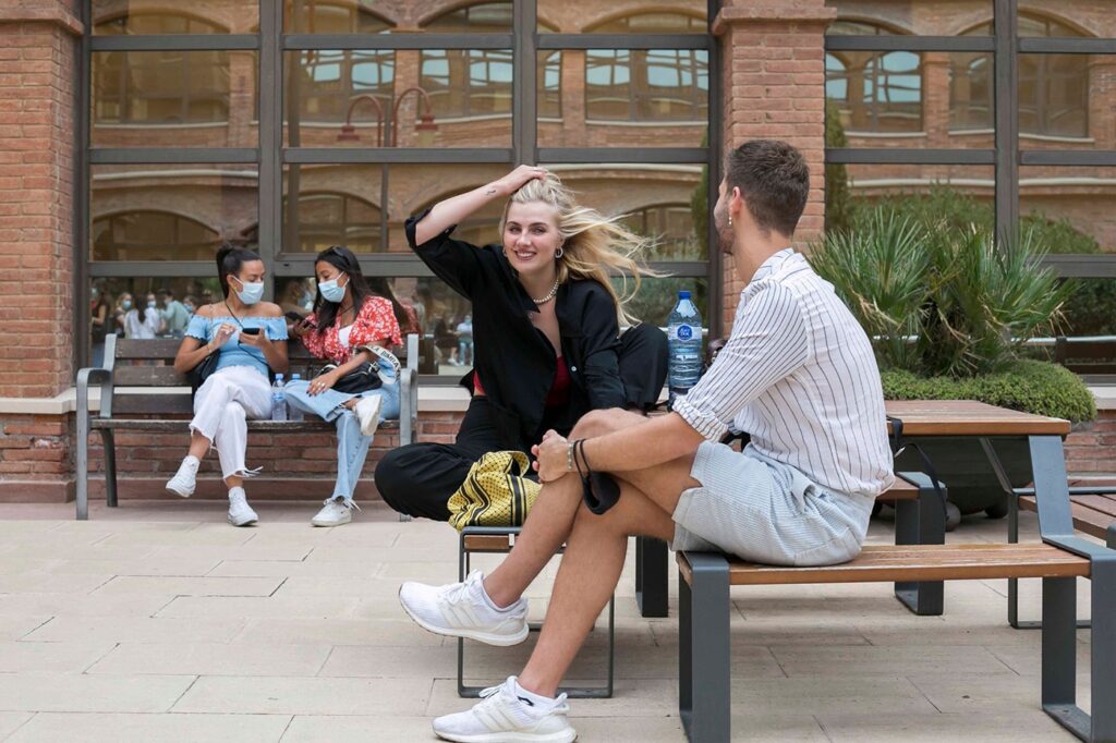 Consejos para hacer amigos en el campus