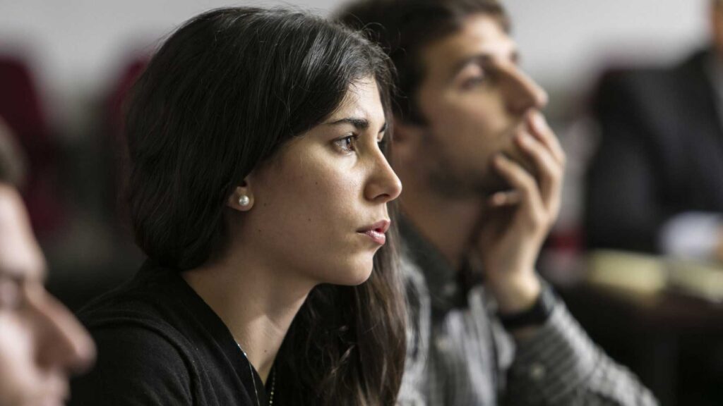 La conexión universidad-empresa favorece la inserción laboral de los graduados universitarios