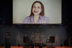 la coordinadora nacional del movimiento político Vente Venezuela, María Corina Machado