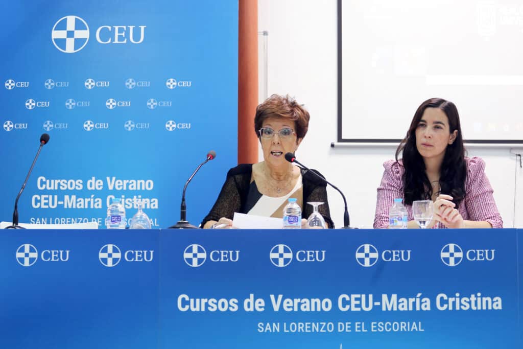 Elena Andradas Cursos de Verano CEU-María Cristina