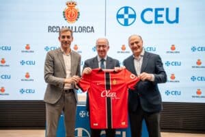 El CEU ha firmado un acuerdo estratégico con el RCD Mallorca hasta 2028