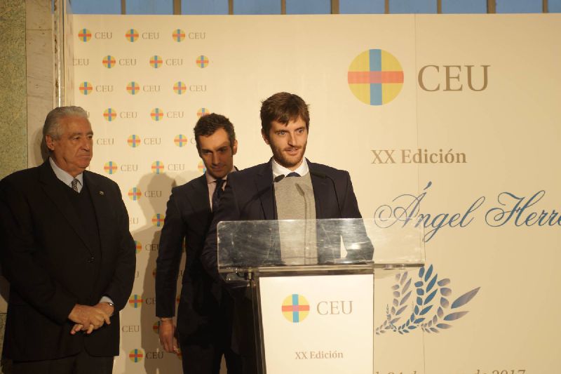 ceu premios