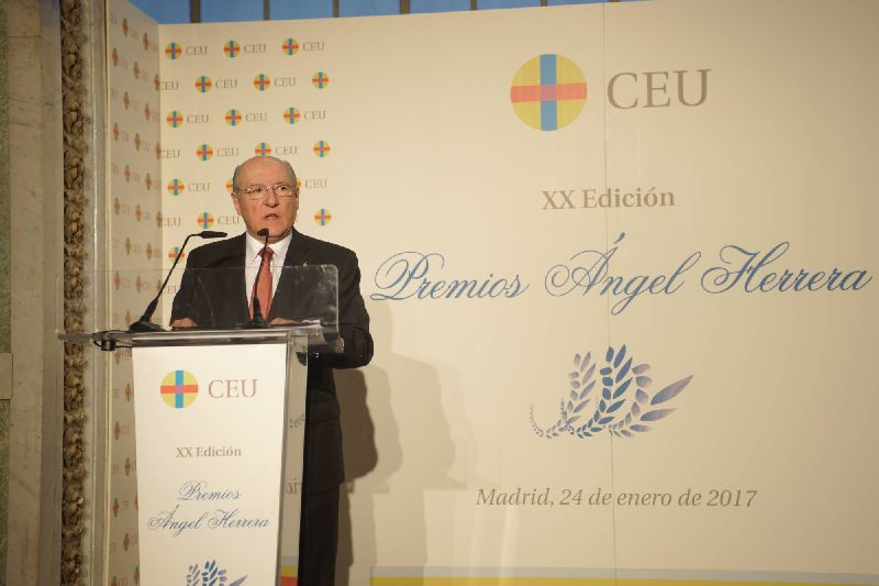 fundacion ceu premios